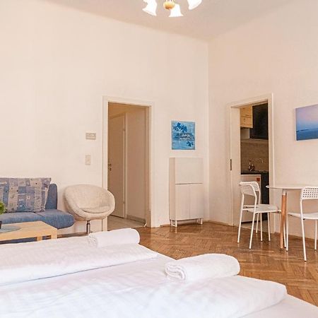 Peerles 2Br Apt. Perfectly Situated&Well Connected Lägenhet Wien Exteriör bild